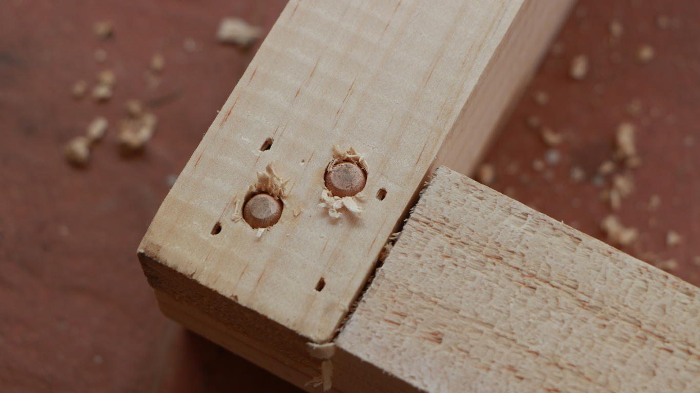 4 Full Proof Methods of Filling Screw Holes in Wood Simplewoodworker